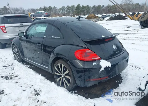 2016 Volkswagen Beetle 1.8T Classic z USA, uszkodzony, nr VIN 3VWF17AT1GM632406